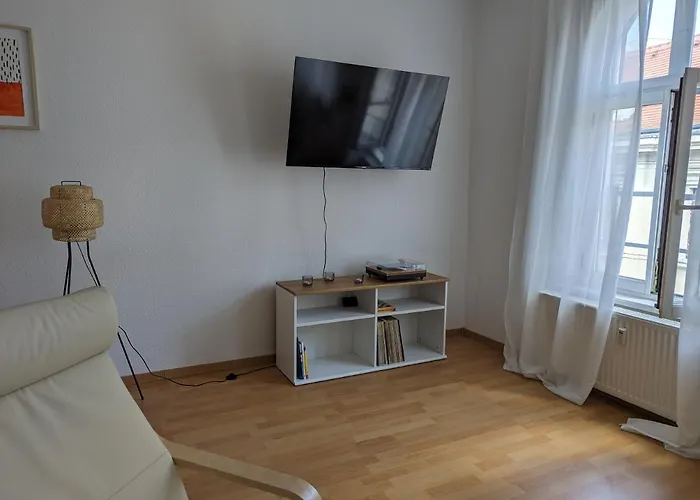 In Hallischer Innenstadt Lägenhet *